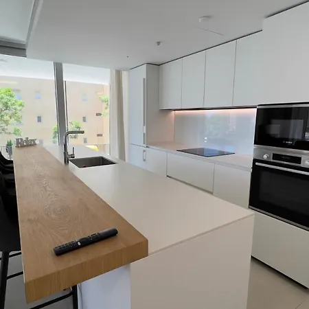 2bedroom Beach Front Unit Wave Collection Apartament *